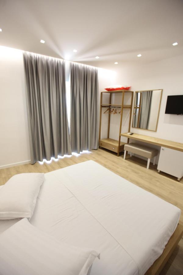 Sea Breeze Villa Sarande Ngoại thất bức ảnh