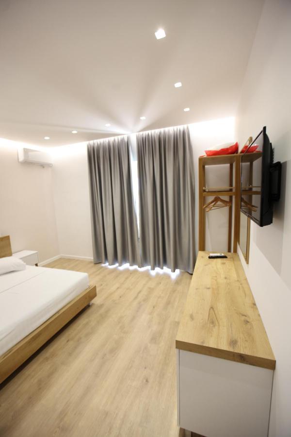 Sea Breeze Villa Sarande Ngoại thất bức ảnh