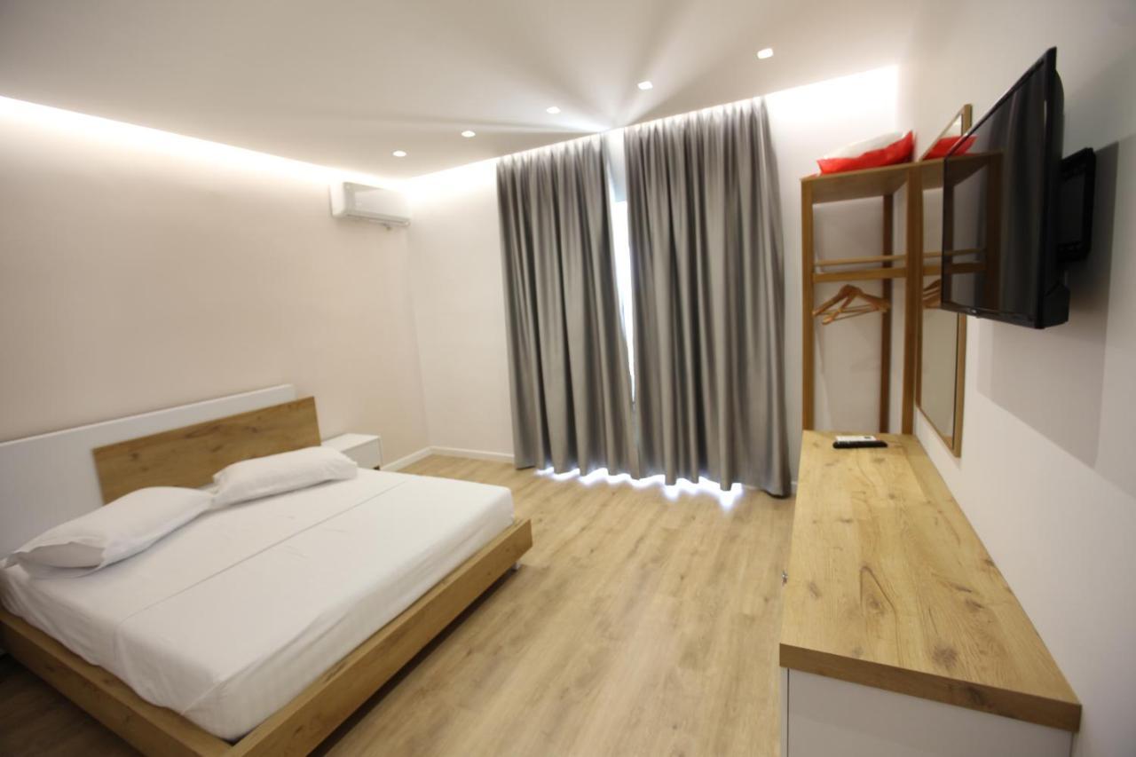 Sea Breeze Villa Sarande Ngoại thất bức ảnh