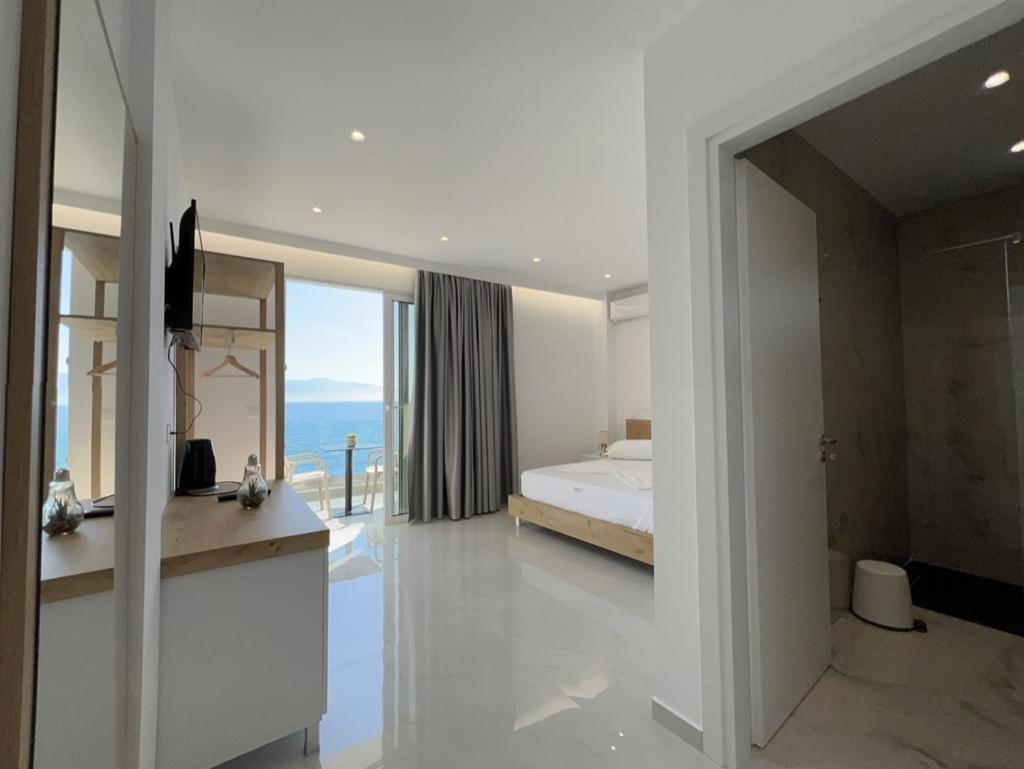 Sea Breeze Villa Sarande Ngoại thất bức ảnh