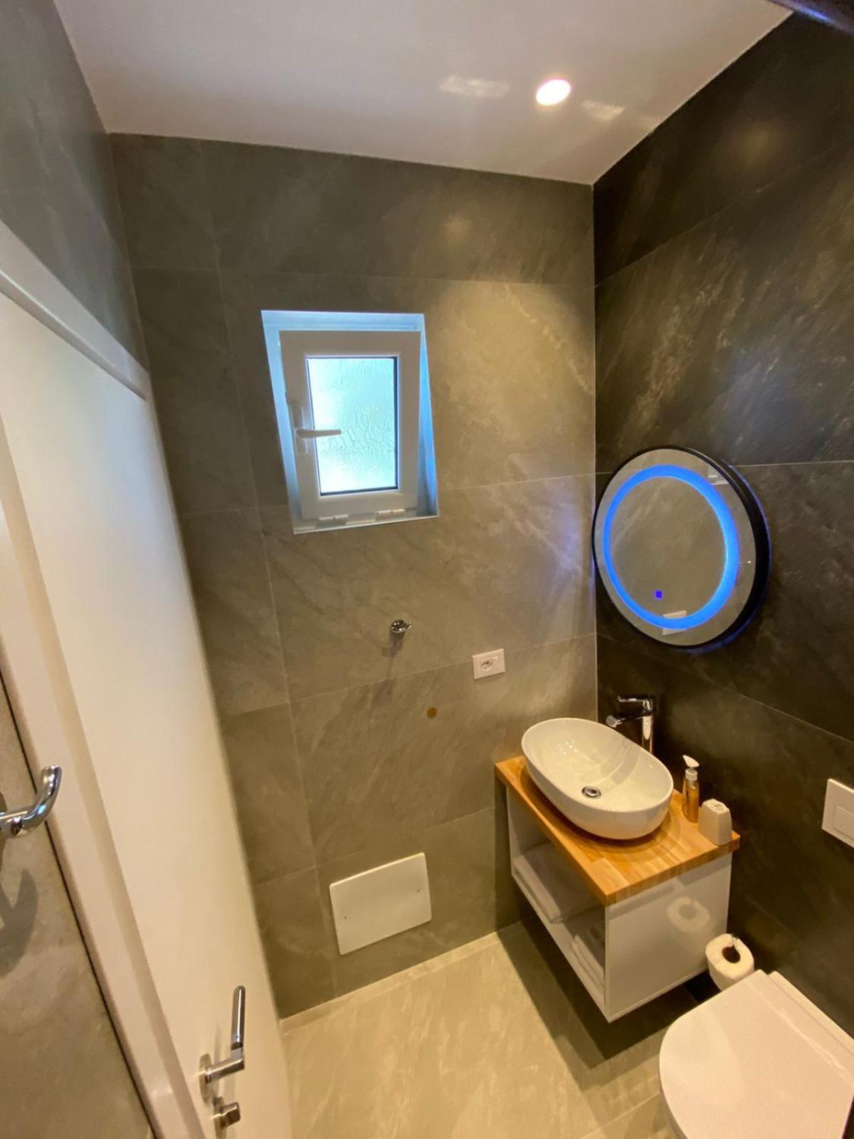 Sea Breeze Villa Sarande Phòng bức ảnh