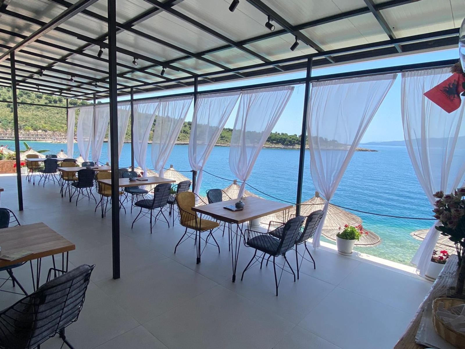 Sea Breeze Villa Sarande Ngoại thất bức ảnh
