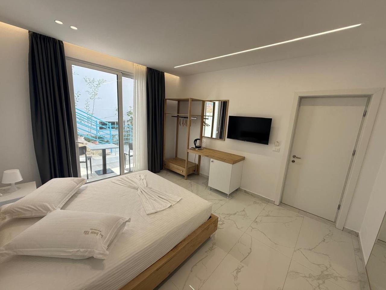 Sea Breeze Villa Sarande Ngoại thất bức ảnh