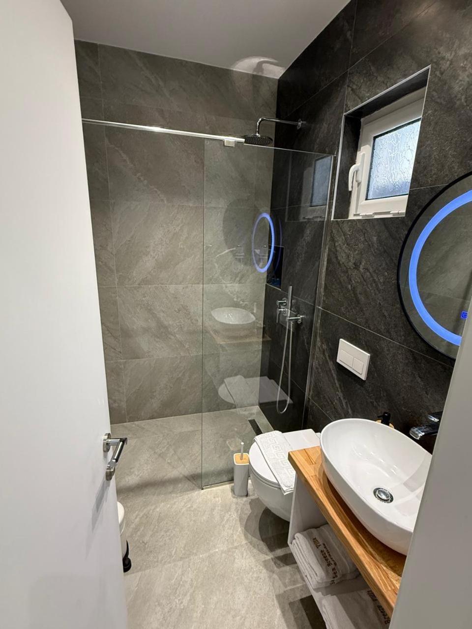 Sea Breeze Villa Sarande Ngoại thất bức ảnh